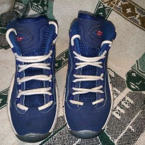 Allen iverson size 4.5